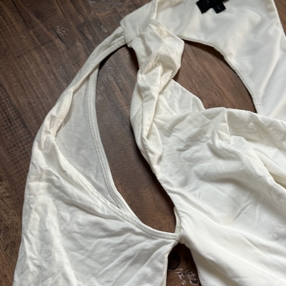 Revolve Hour: Kleid Yvonne Maxi Dress in Ivory - Picture 6 of 10